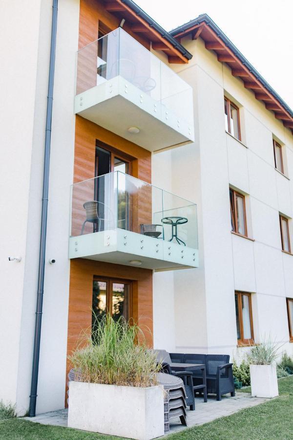 Villa Monica Apartamenty 什切尔克 外观 照片
